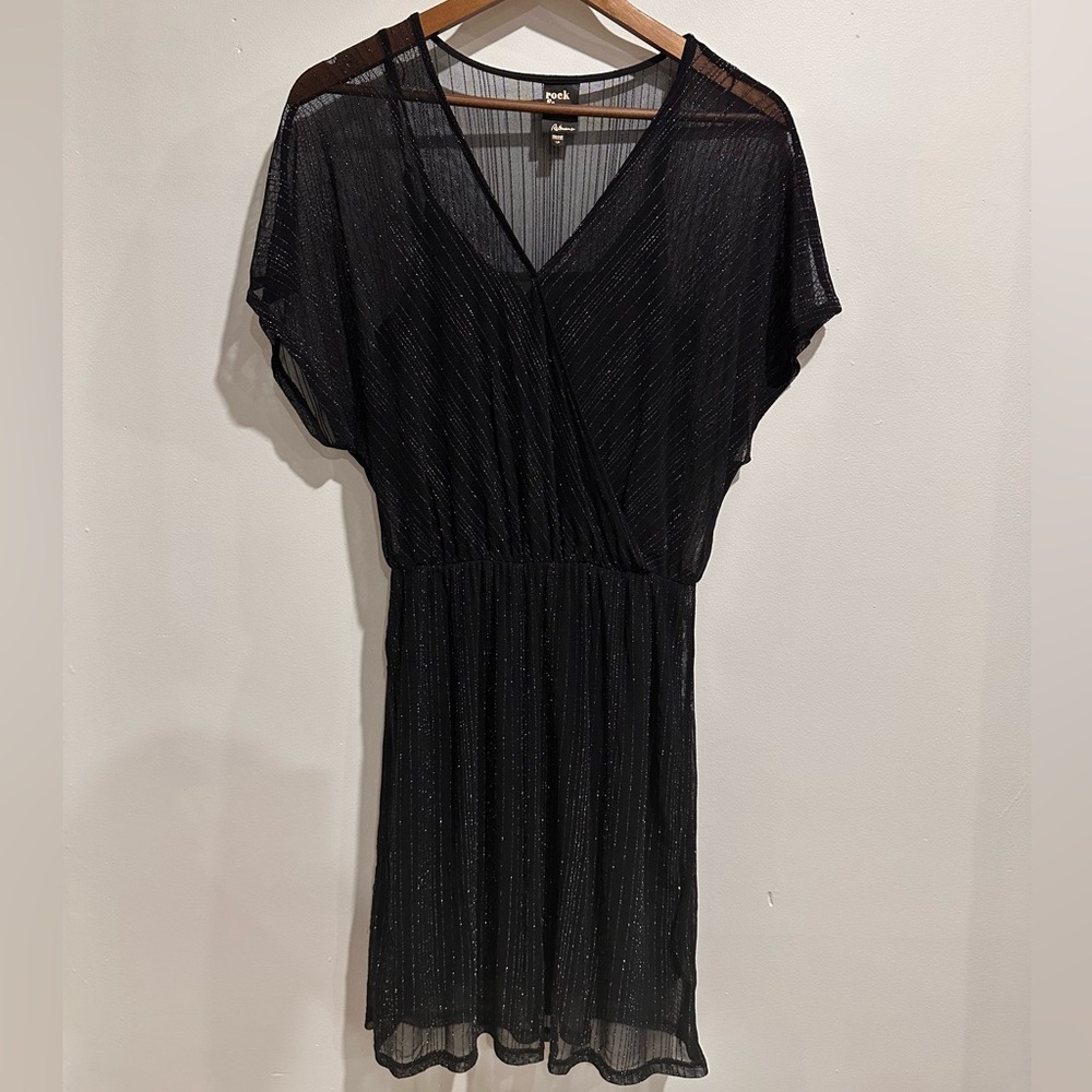ROCK & SHINE REITMANS Shimmey Flowy Vneck Sheer Mini Party Dress